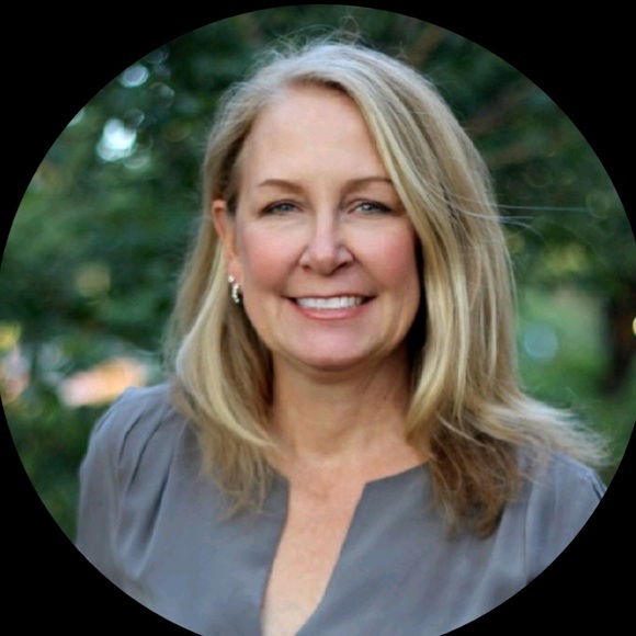 Profile Picture of Inger Rarick (@inger_rarick) on Poshmark