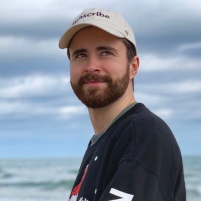 Profile Picture of Adam (@PrettyBoredVids) on Twitter
