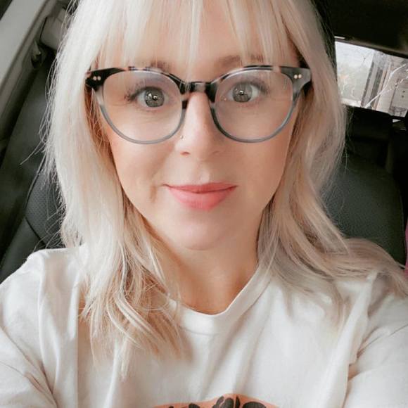 Profile Picture of Emily Kobylanski (@emilykobo) on Poshmark