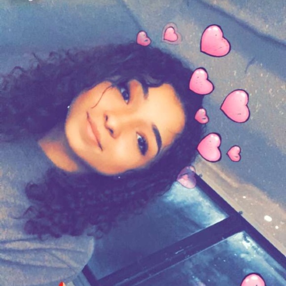 Profile Picture of Chai Verdun (@chaiwashere) on Poshmark