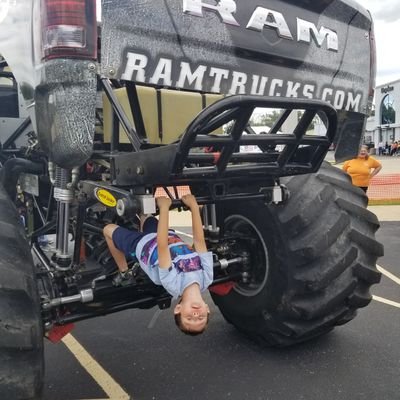 Profile Picture of Brian Hirsch (@Onefrombills) on Twitter