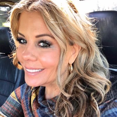 Profile Picture of Angie Parker (@aparker71) on Twitter