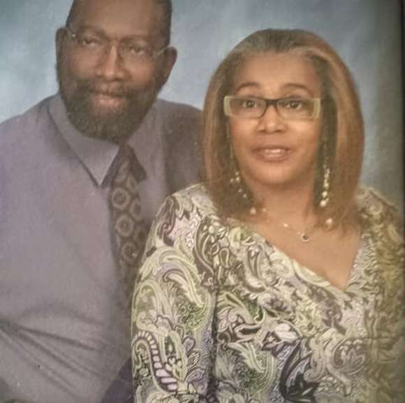 Profile Picture of Phyllis Miles (@pvmiles54) on Poshmark