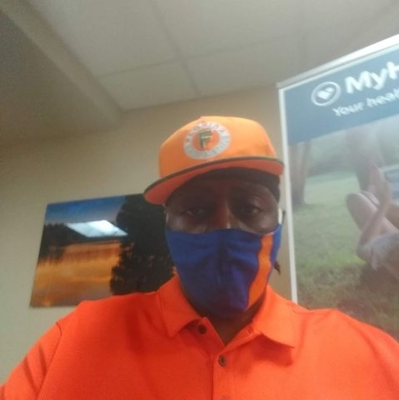 Profile Picture of Derrick Irving (@vh6870134) on Poshmark