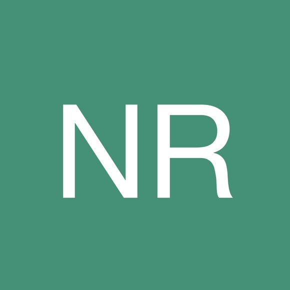 Profile Picture of Nicole Rudiger (@nikkin8tor) on Poshmark