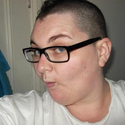 Profile Picture of Pat Butcher (@meerkatarmy) on Twitter