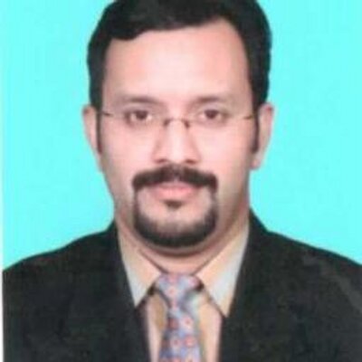 Profile Picture of SYMON THOMAS (@minimole69) on Twitter