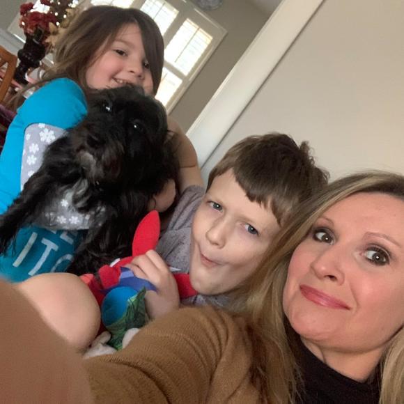 Profile Picture of Carrie chris Slocum (@carrieslocum1) on Poshmark