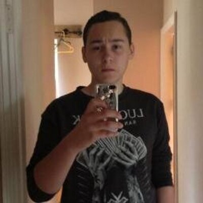Profile Picture of Aaron Nutt (@aaronnutta) on Twitter