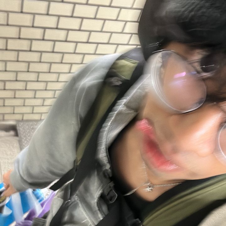 Profile Picture of josimpsforbrowngirls (@josimpsforbrowngirls) on Tiktok