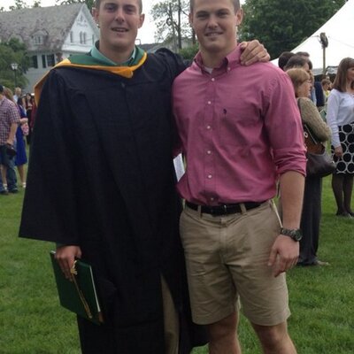 Profile Picture of Christopher Burnside (@bside9799) on Twitter