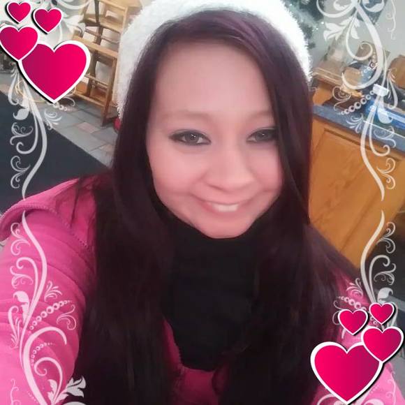 Profile Picture of Ashlie Feikema (@ashliefeikema) on Poshmark