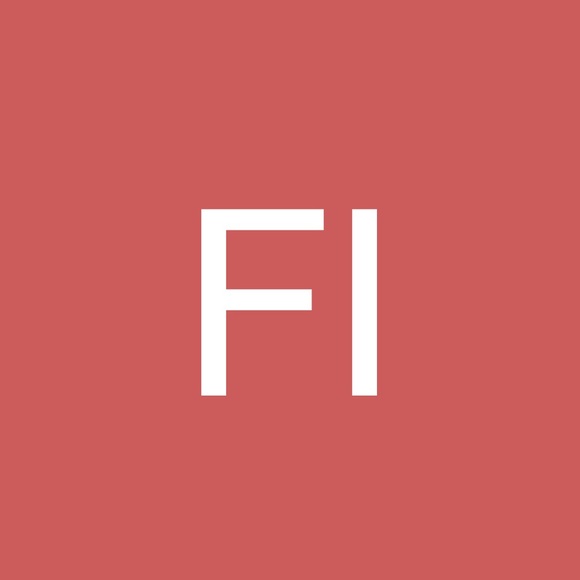 Profile Picture of Fozia Ismael (@fozia_ismael) on Poshmark