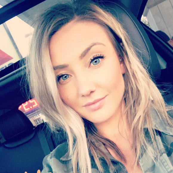 Profile Picture of Kaley Acerbi (@kaleyacerbi) on Poshmark