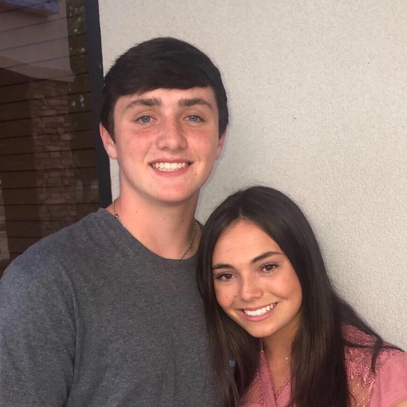 Profile Picture of Brooklynn Bockhaus (@bbockhaus) on Poshmark