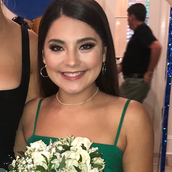 Profile Picture of Peyton Harvey (@pharveyy) on Poshmark