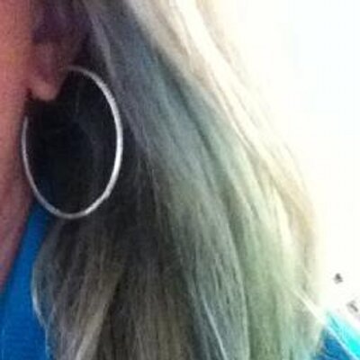 Profile Picture of Elizabeth Gregg (@AuthorLizaGregg) on Twitter