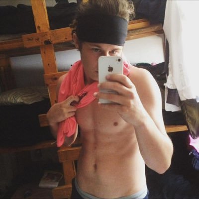 Profile Picture of Raymond Lugo (@Soccer_PayerV) on Twitter
