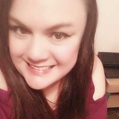 Profile Picture of Laura Salcido (@LittleHiddenT71) on Twitter