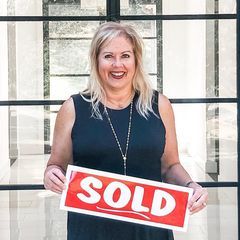 Profile Picture of Karen Blevins (@karenblevinsrealtor) on Tiktok