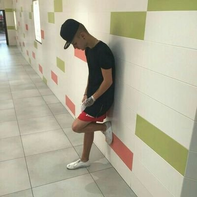 Profile Picture of Toni Escudero (@Tonny7hermanos) on Twitter