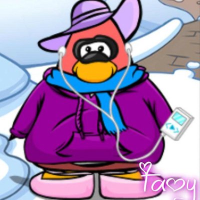 Profile Picture of Tara (Taoy) (@TaoyCP) on Twitter