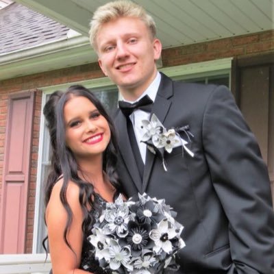 Profile Picture of Bailey Watson (@Bnw_16) on Twitter