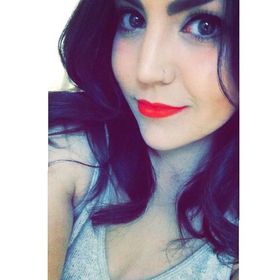 Profile Picture of Sarina Jimenez (@suhreenuuh) on Pinterest