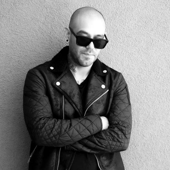 Gabriel Bisor - Poshmark Profile Picture of Gabriel Bisor (@bisoruno) on Poshmark