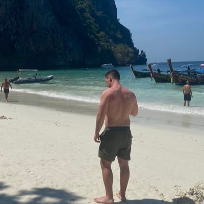 Profile Picture of Walker  ™️ (@RichardDamien1) on Twitter