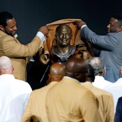 Profile Picture of Jerome Bettis FDN (@llspaceghostll) on Twitter