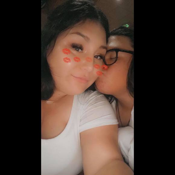 Tashana Hinkey - Poshmark Profile Picture of Tashana Hinkey (@toe14) on Poshmark