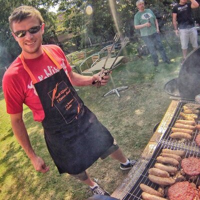 Profile Picture of Stephen Hey (@stehey82) on Twitter