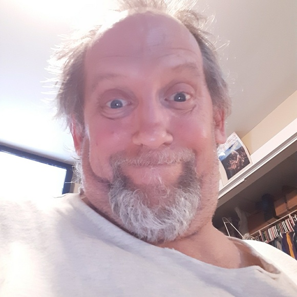 Profile Picture of Thomas Gannon (@thypadre) on Poshmark