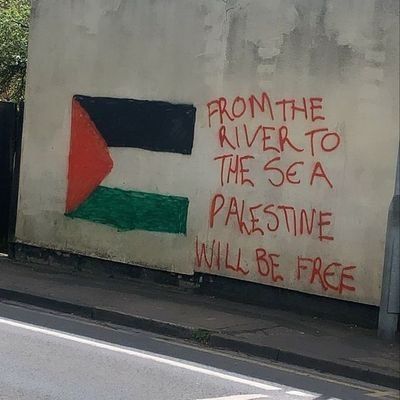 Profile Picture of annestrouf (@annestrouf) on Tiktok