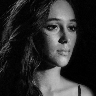 Profile Picture of Lexa Edits (@lexasedits) on Twitter