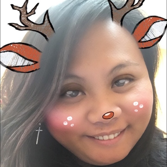 Profile Picture of Louhen Ridad (@batchie9) on Poshmark