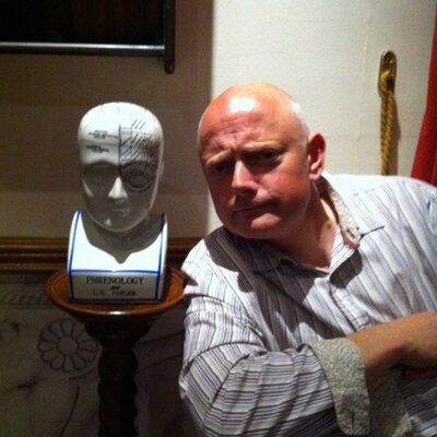 Profile Picture of Andrew Hallam (@Papahallam) on Twitter