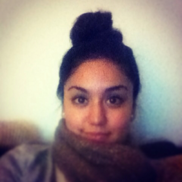 Profile Picture of Naomi Kordian (@mimo_gloglo) on Poshmark