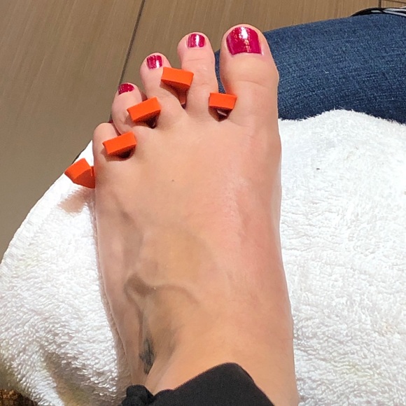 Profile Picture of Carly Haggard (@chaggars) on Poshmark