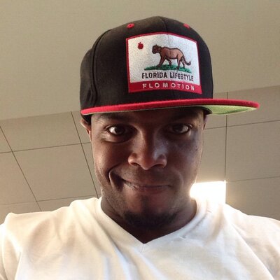 Profile Picture of Dee Webb (@d5_webb) on Twitter