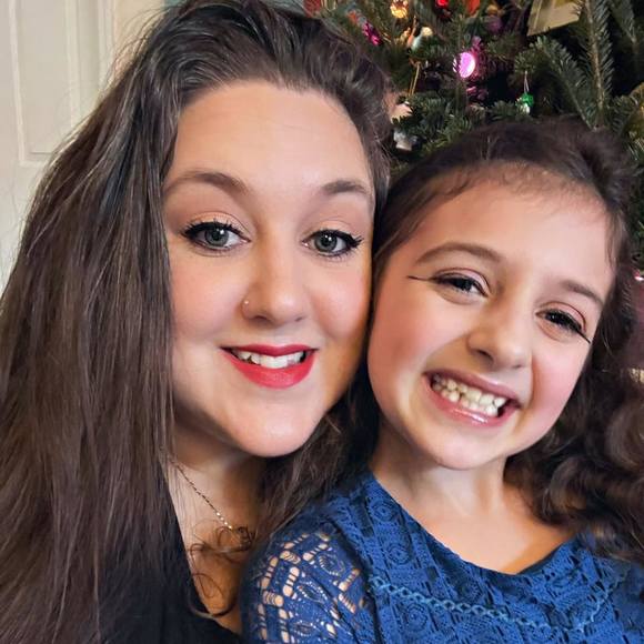 Profile Picture of Kelly Pallone (@kpallone) on Poshmark