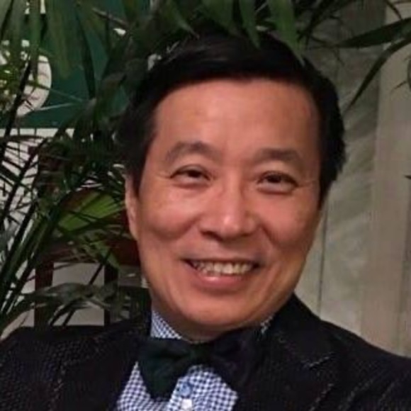 Profile Picture of Hunghai kevin Su (@hkevinsu) on Poshmark