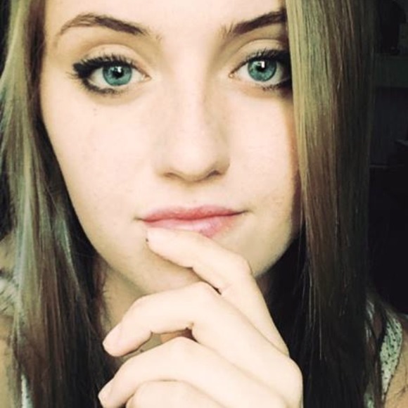 Profile Picture of Amanda Mcgraw (@ammcgraw9) on Poshmark