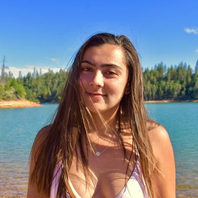 Profile Picture of Kayla (@KaylaTchorz) on Twitter