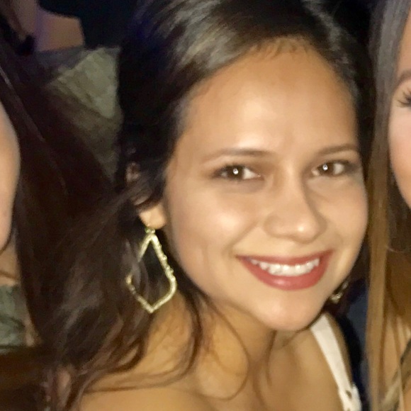 Profile Picture of Nancy Platero (@nancyfance) on Poshmark