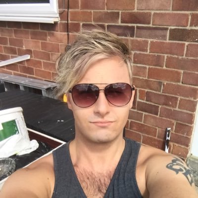Profile Picture of Evan Hook (@evanroberthook) on Twitter