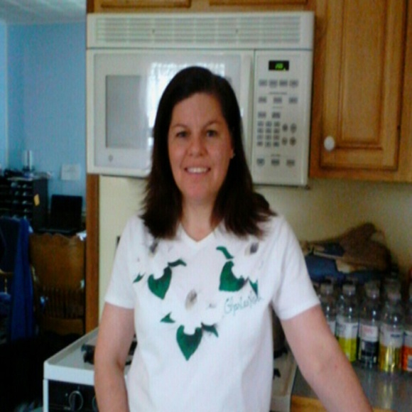 Profile Picture of Annette Mclaughlin (@mclaughlin3) on Poshmark