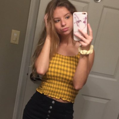 Profile Picture of Bianca Long (@biancaelong) on Twitter