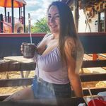 Profile Picture of Amanda McCloud (@onehotmomma11) on Instagram